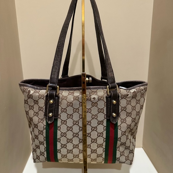 Gucci Sherri Line GG Padlock Tote with Charms - Picture 8 of 16